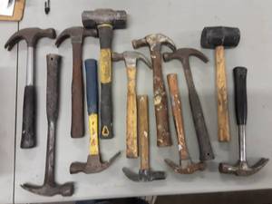 lot 23 image: Lot Of Assorted Hammers