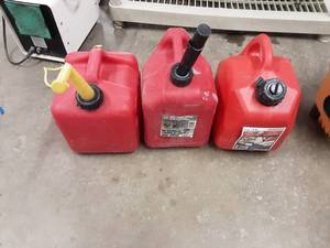 lot 53 image: 3-Gas Tanks