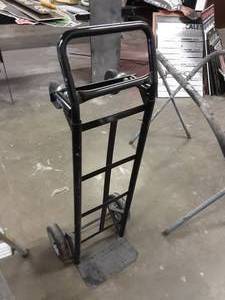 lot 68 image: Convertible 24 Wheel Dolly