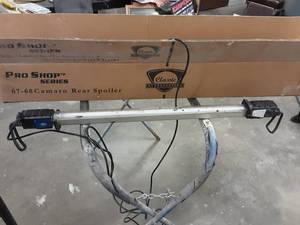lot 71 image: Mountain-Under Hood Work Light