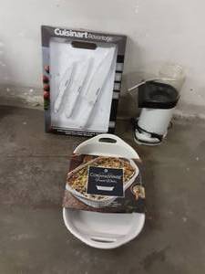 lot 93 image: Cuisanart 7 Pc. Knife Set, Corning Ware,  Bake Dish, Popcorn Popper