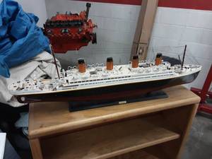 lot 126 image: Large Titanic Scale Model