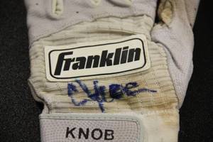 Minnesota Twins Chuck Knoblauch Game Used Batting Glove