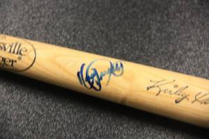 Minnesota Twins Kirby Puckett Mini Bat Autograph