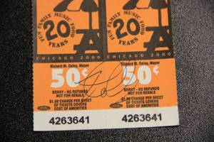 Mystery Autograph Lot