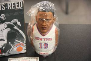 2004 New York Knicks Willis Reed Nesting Doll SGA