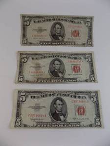 lot 63 image: Lot of $5 Red Seals