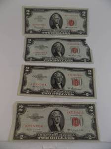 lot 70 image: Lot of $2 Red Seals