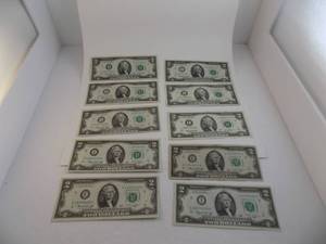 lot 80 image: 10 - $2 Green Seal Bills
