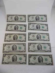 lot 81 image: 10 - $2 Green Seal Bills