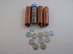 lot 25 image: 4 Rolls of Steel Pennies