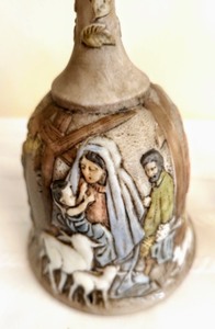 lot 143 image: Trio of Fenton Christmas Bells