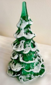 lot 144 image: Fenton Christmas Tree & Ornament