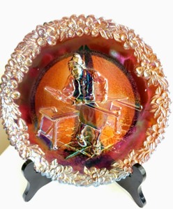 lot 145 image: Fenton Plate and Small Footed Vase