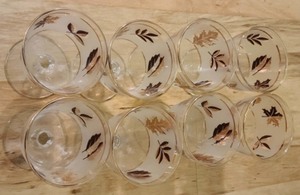 lot 167 image: Vintage Libby Gold Leaves Wine Glasses