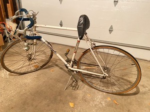 lot 122 image: Olympic Hosteler Bike