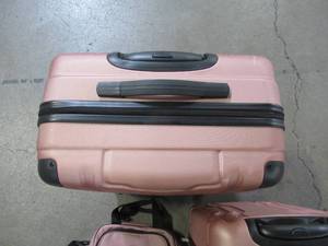lot 51 image: Tag Legacy 4-Pc. Luggage Set in Pink 22505-55-4S