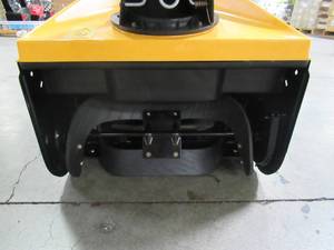 lot 3 image: Cub Cadet 1X Cub Cadet Single-Stage Gas Snowblower 31AR2T6D603