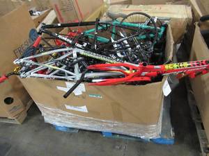 lot 213 image: WHOLESALE MIXED PALLET OF MISCELLANEOUS BICYCLE FRAMES