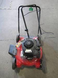lot 20 image: Yard Machines 20 in. 125cc OHV Briggs & Stratton Gas Push Mower 11A-02BT729