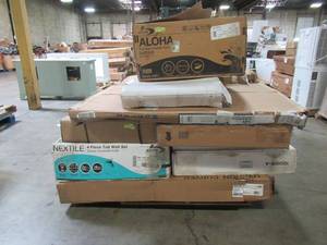 lot 115 image: WHOLESALE MIXED PALLET OF SHOWER WALL KITS, BASES AND TUB