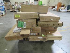 lot 122 image: WHOLESALE MIXED PALLET OF OUTDOOR PATIO AND HOME DECOR