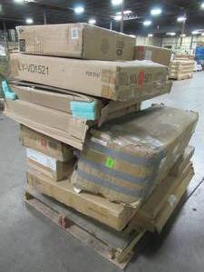 lot 306 image: WHOLESALE MIXED PALLET OF MISCELLANEOUS INDOOROUTDOOR FURNITURE AND MORE