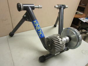KURT KINETIC BIKE TRAINER