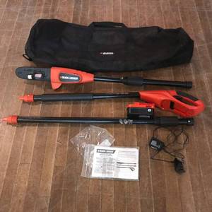 Black & Decker Cordless Pole Saw