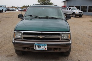 lot 6225 image: 1996 Chevrolet Blazer 4x4