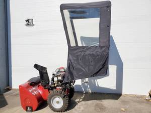lot 017 image: Craftsman 8.0HP 27 Snow Blower and Classic Accessories Cab (repairparts)