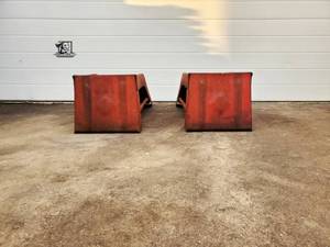 lot 041 image: Automotive Ramps