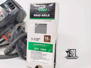 lot 364 image: Vintage Sears Craftsman 38ths Inch Drill w Brad Nails 18 GA
