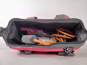 lot 371 image: Hyper Tough Pink Tool kit w Drill