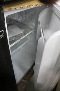 lot 181 image: Magic Chef 2.6 cu. ft. Mini Fridge in White, ENERGY STAR (Minor Dents)