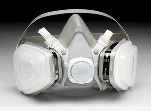 lot 140 image: 3M Medium Half Facepiece Disposable Respirator