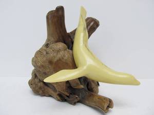 lot 34 image: Signed JOHN PERRY Whale Sculpture on Burled Wood 