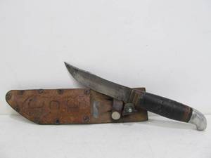 lot 64 image: Vintage 1940s-50s WESTERN Knife Company L66 Hunting Knife