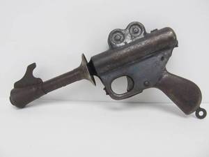 lot 113 image: Orig Vintage 1930s BUCK ROGERS 25th Disintegrator Ray Gun