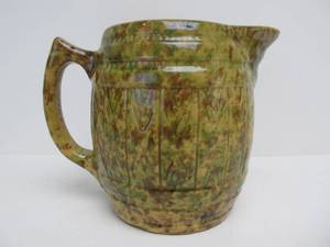 lot 115 image: Large Old Vintage Splatterware Pottery Pitcher