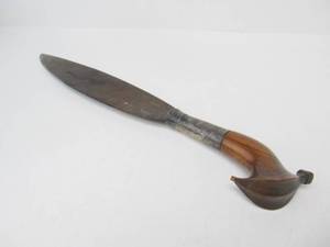 lot 123 image: Antique Barong Sword