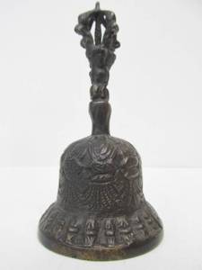 lot 124 image: Ornate Antique Bronze Bell