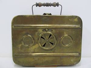 lot 202 image: Vintage Early LYON FRANCE Girdon & Montet Brass Foot Warmer