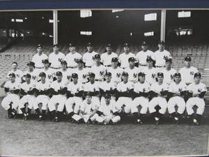 lot 152 image: Framed 1952 Yankees Team Photo