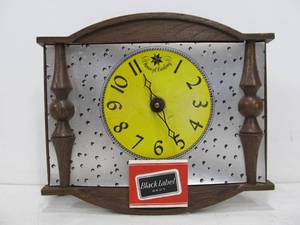 lot 137 image: Vintage BLACK LABEL Beer Advertising Clock Sign