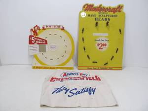 lot 141 image: 2 Vintage Smoking Pipe Store Display Signs & Chesterfield Cigarettes Apron