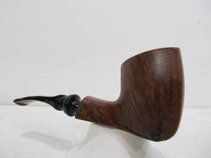 lot 257 image: Nice Vintage Hand Made Algerian Briar Smoking Pipe