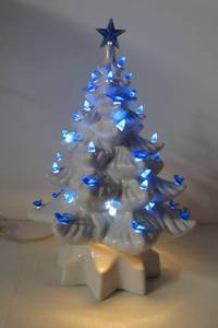lot 267 image: Vintage White Ceramic Christmas Tree wBlue Birds & Lights