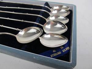 lot 247 image: Set of 6 Vintage Japanese Sterling Silver Stirring Spoons