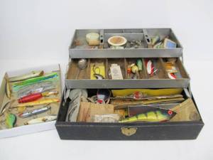 lot 167 image: Vintage Tackle Box Full of Fishing Lures & Supplies
